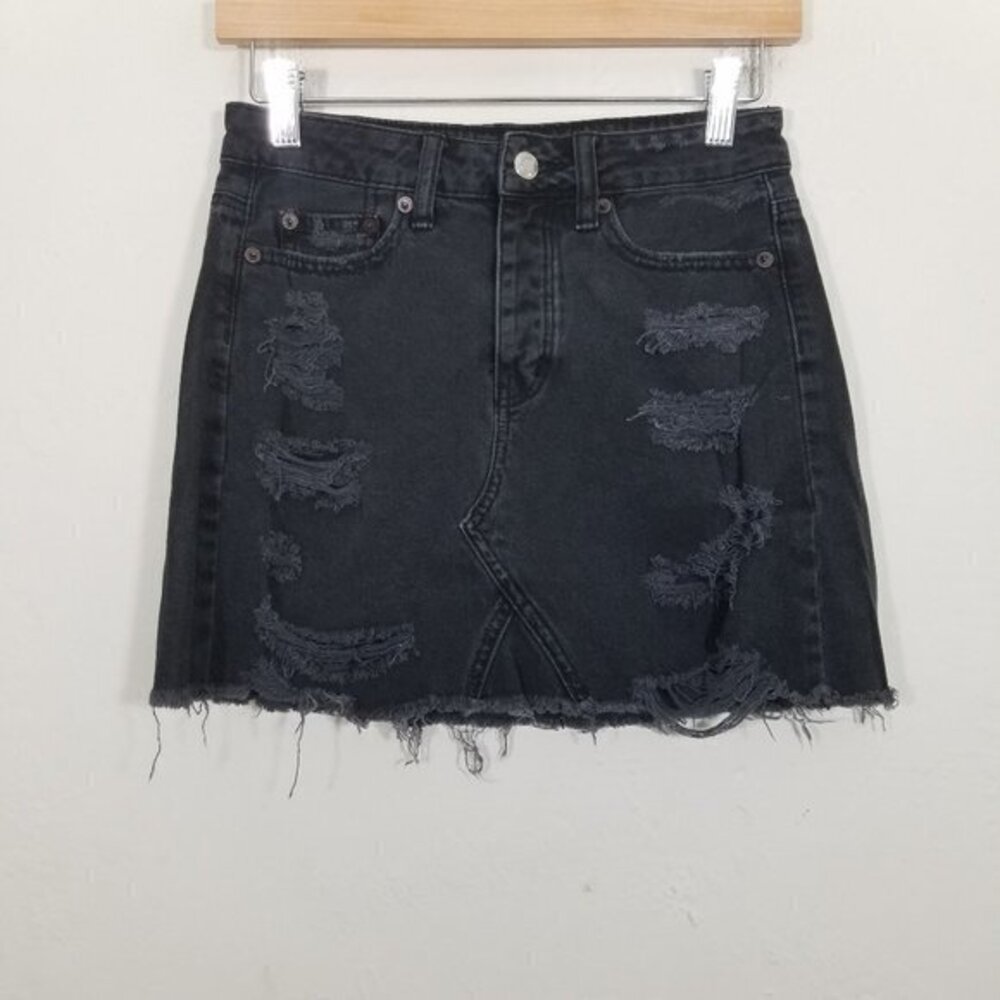 American Eagle Distressed Mini Denim Skirt Black Size 00